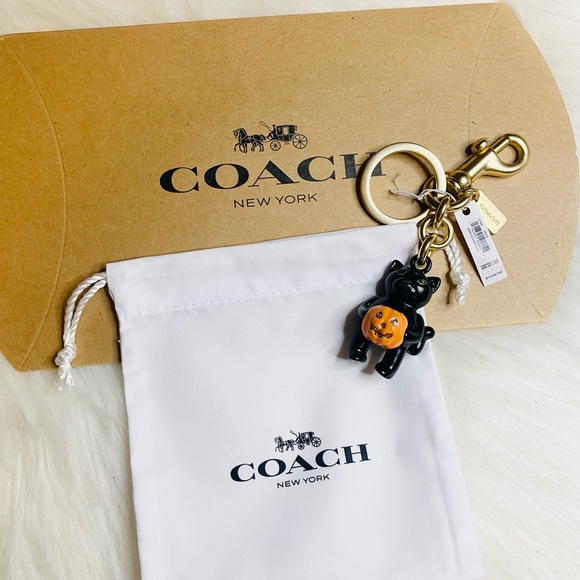 NWT Coach Halloween Devil Bear Cat Bag Charm Key Ring CW480 New - Picture 2 of 4